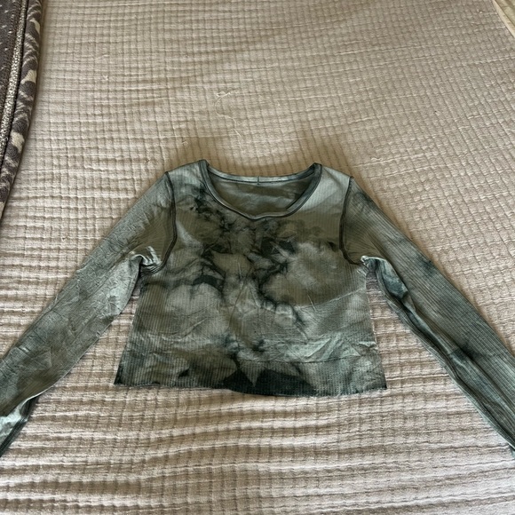 Green Tie-Dye Long Sleeve Workout Top - Picture 1 of 5